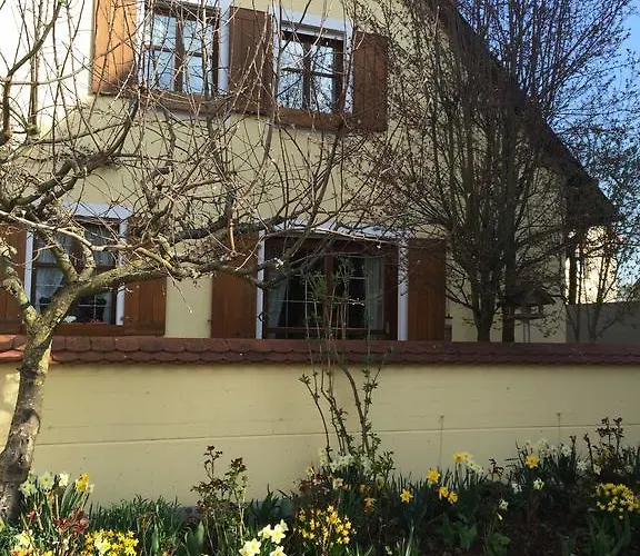 Bezold Guest house 3*