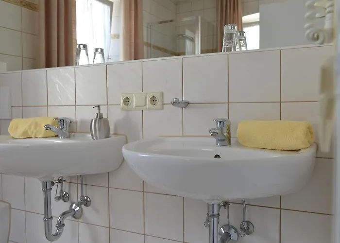 Guest house Bezold 3*